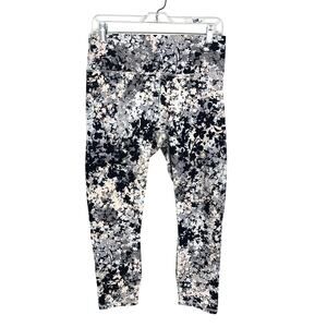 Fabletics Leggings Womens Sz L Capri Floral Print Black Gray Pink